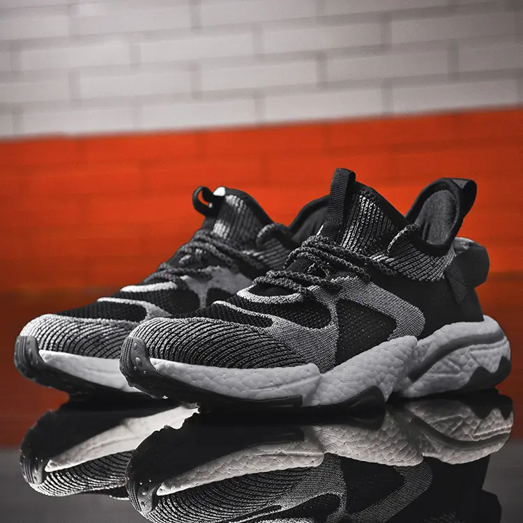 China Factory Wholesale Soft Sole Breathable Upper Men Sport Sneaker Knit Running Shoes